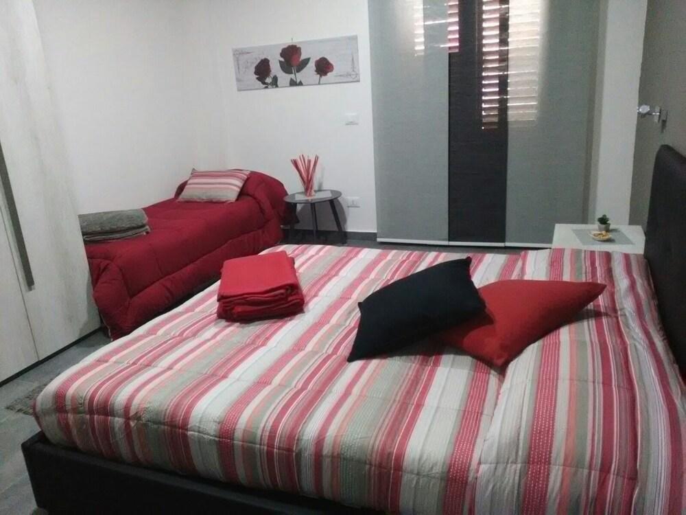 B&B La Grotta 尼科洛西 外观 照片