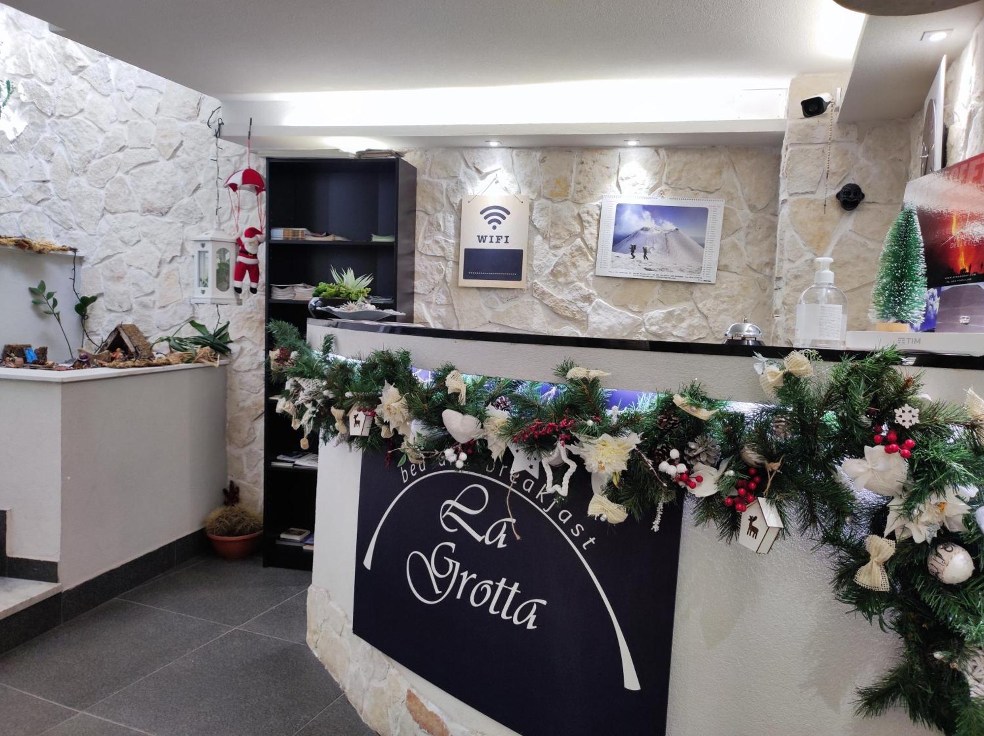 B&B La Grotta 尼科洛西 外观 照片