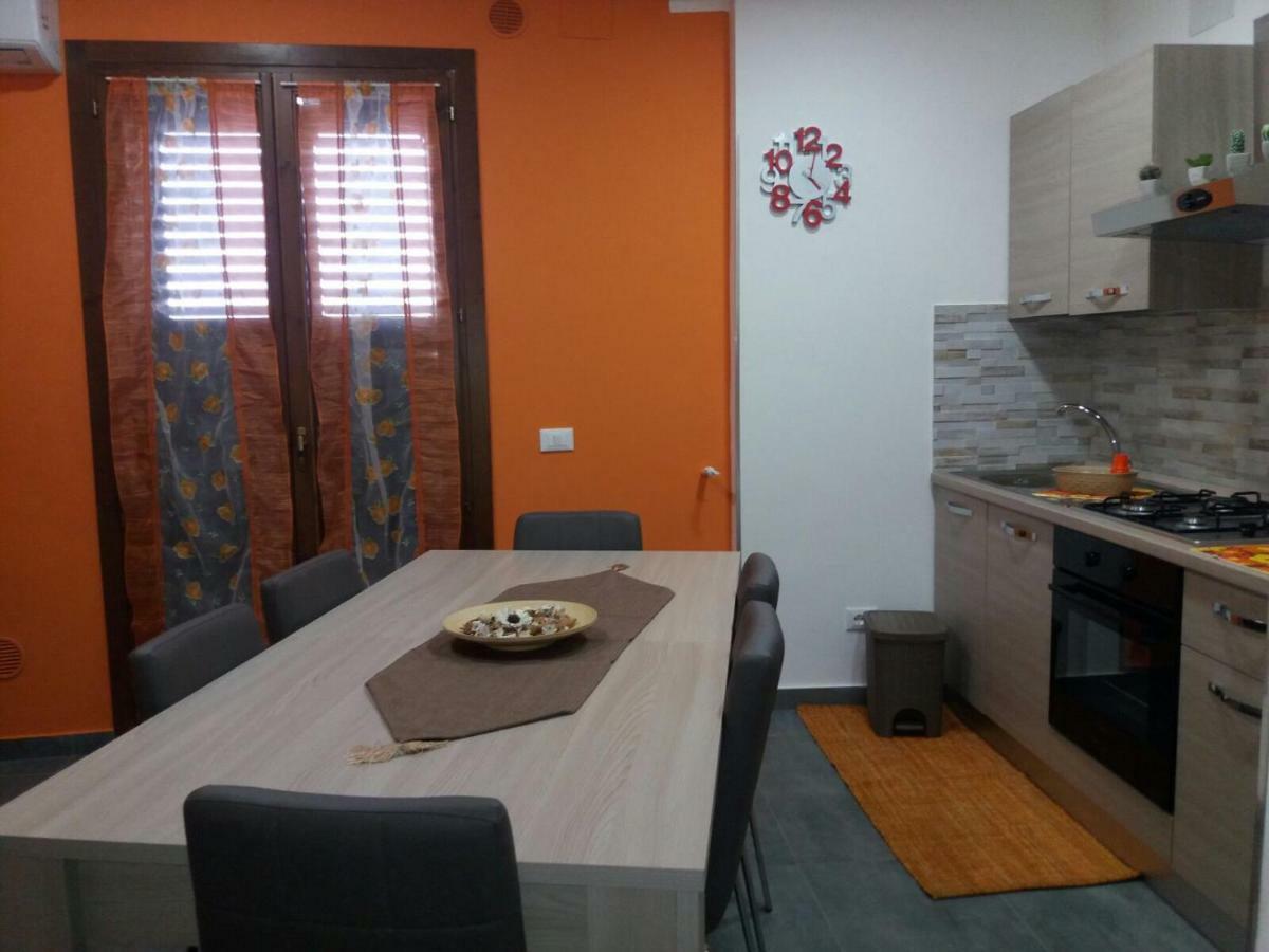 B&B La Grotta 尼科洛西 外观 照片