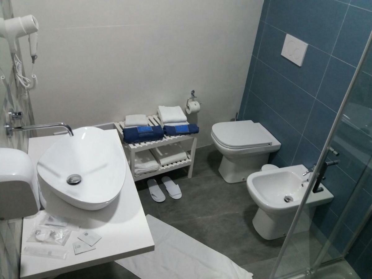 B&B La Grotta 尼科洛西 外观 照片