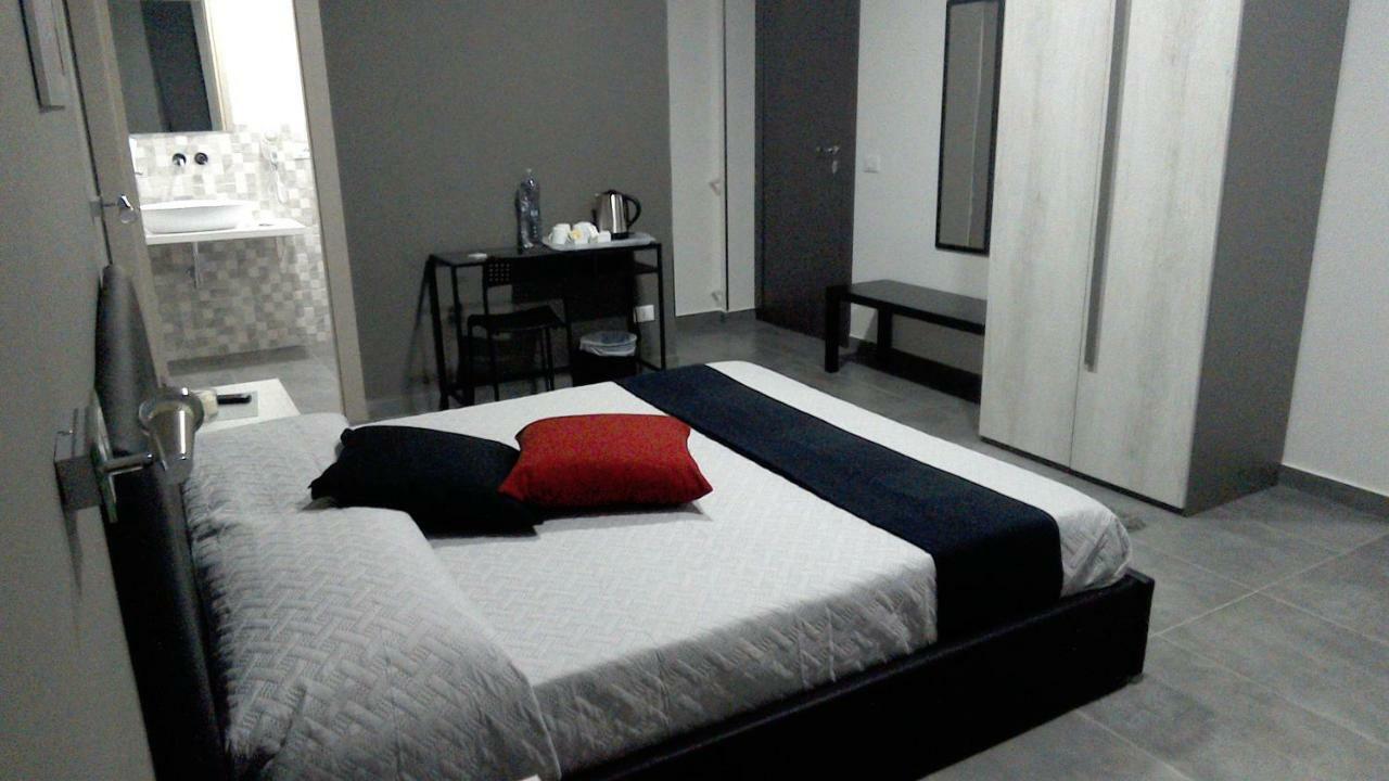 B&B La Grotta 尼科洛西 外观 照片