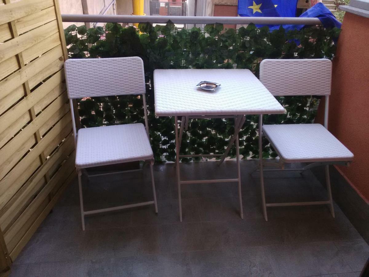 B&B La Grotta 尼科洛西 外观 照片