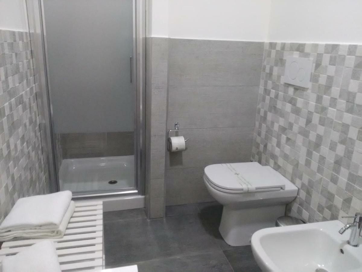 B&B La Grotta 尼科洛西 外观 照片