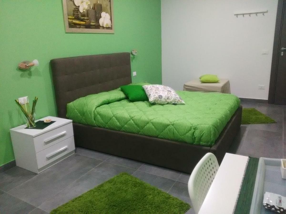 B&B La Grotta 尼科洛西 外观 照片